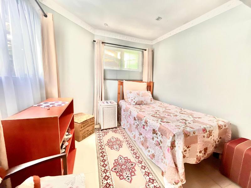 4 Bedroom Property for Sale in Rocklands Western Cape